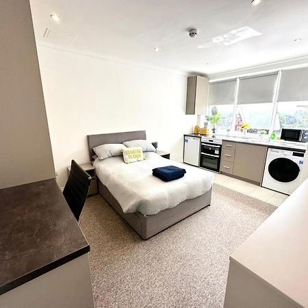Sunny Modern, Private Apartment,15 Mins To Central London Hendon Exterior foto