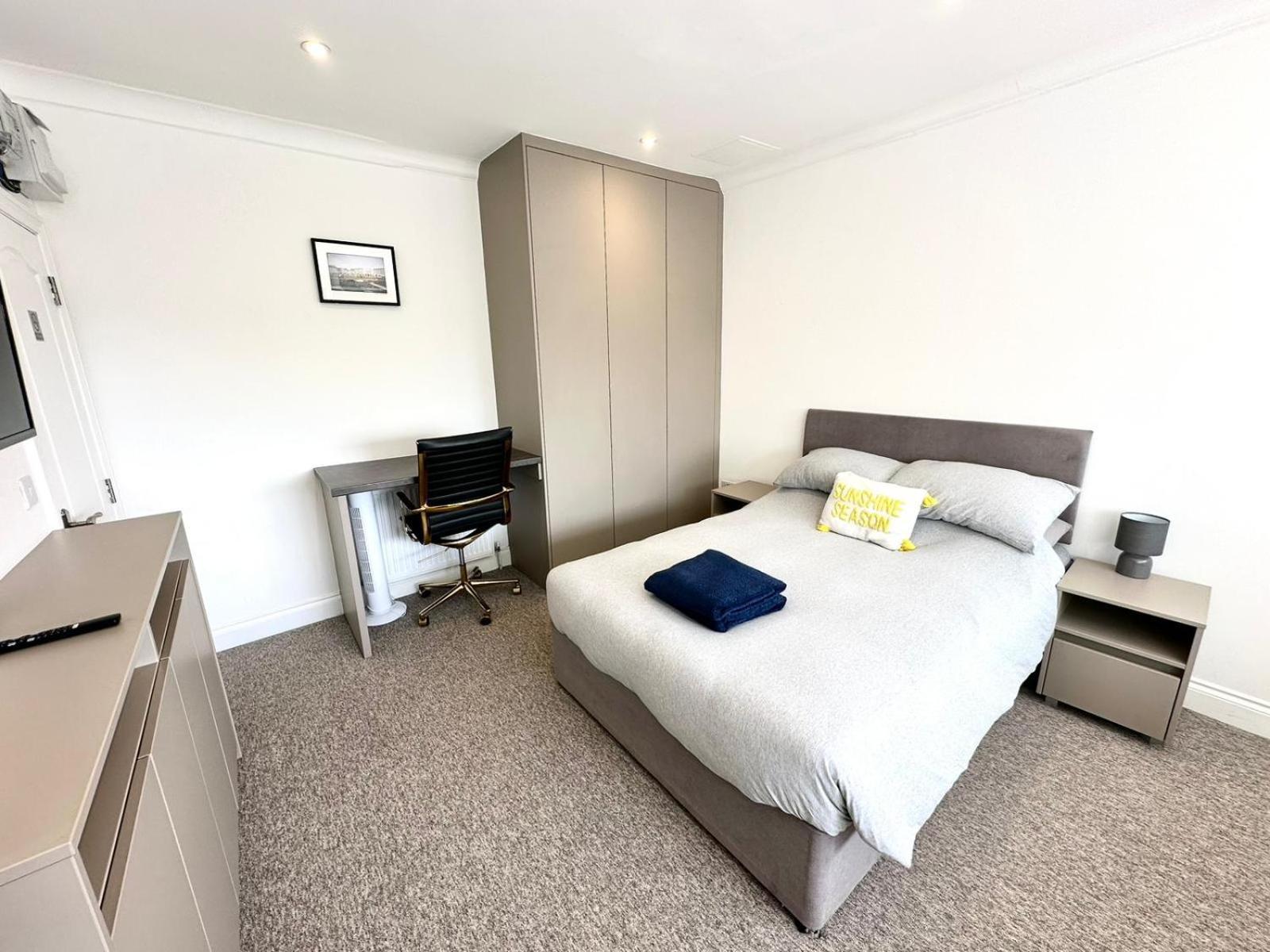 Sunny Modern, Private Apartment,15 Mins To Central London Hendon Exterior foto